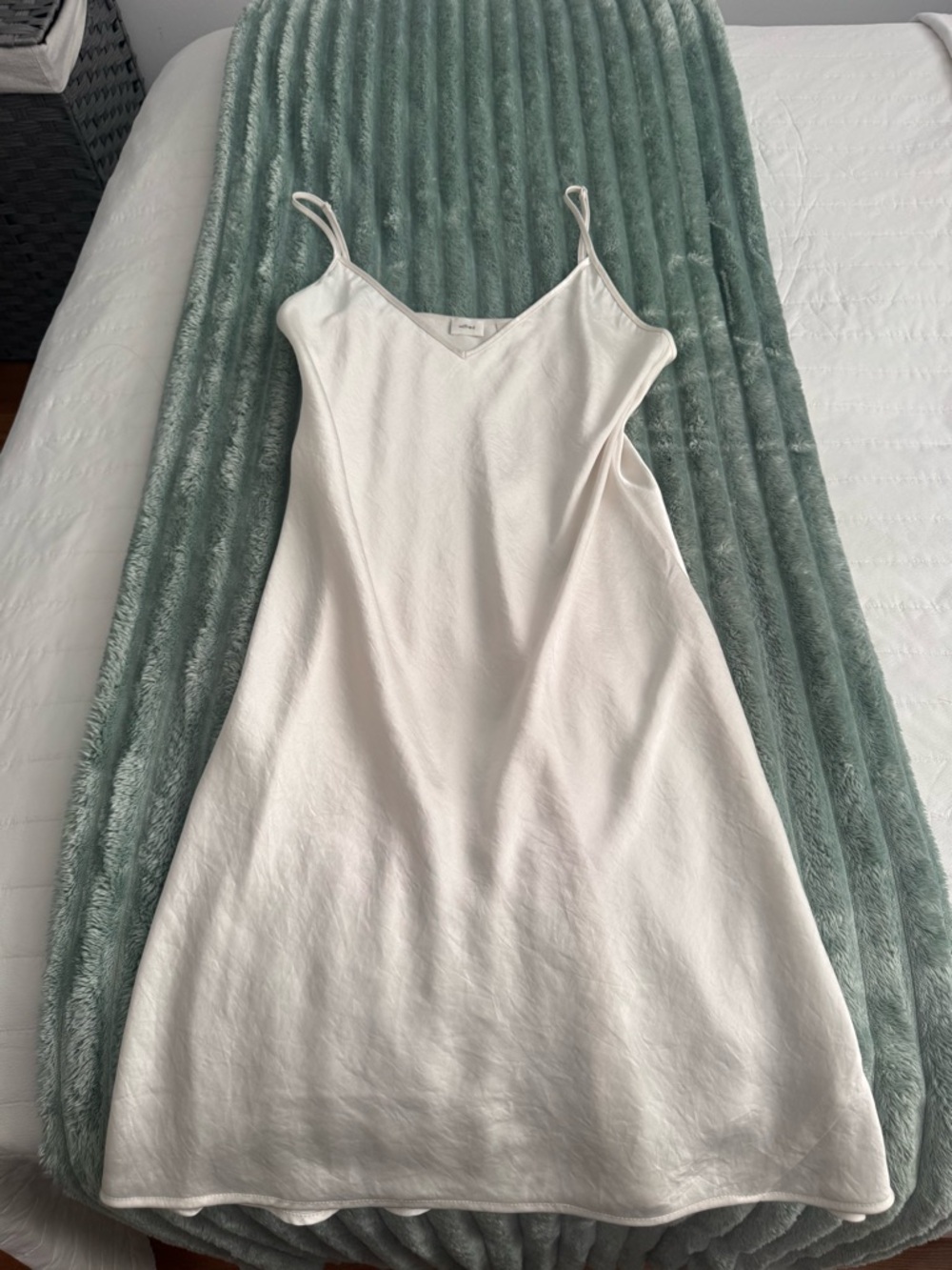 Wilfred Cream Midi Slip Dress with Spaghetti Straps